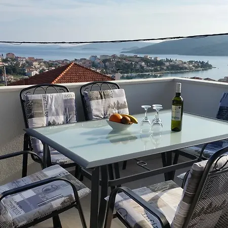 Apartments Plejic Seget Vranjica Exterior photo